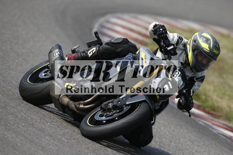 Archiv-2023/47 24.07.2023 Track Day Motos Dario - Moto Club Anneau du Rhin/36